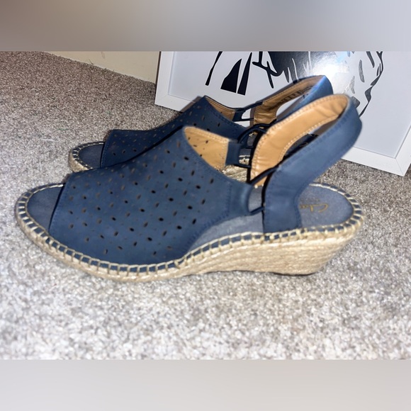 Clarks Women's Petrina Gail Wedge Sandals Size 9 - Picture 8 of 9